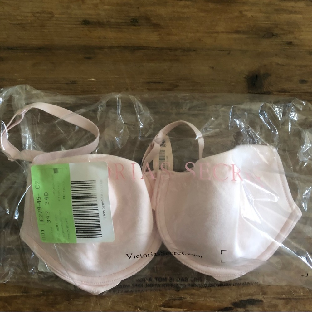 NWT Victoria’s Secret Blush Pink Signature Demi Bra, 34D